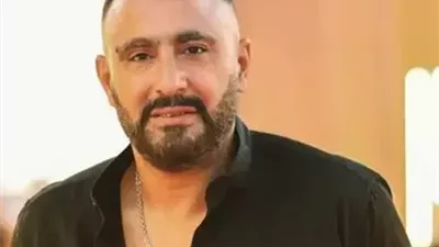 أحمد السقا: مش بعرف أتعامل مع السوشيال ميديا.. ولسه الموبايلات صعبة عليّا