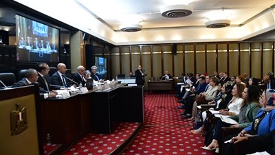 نواب يطالبون بسحب تعديلات قانون التعليم: تخالف الدستور وتزيد الأعباء