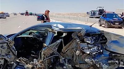 حادث مأساوي على طريق العلمين ينهي حياة أسرة بأكملها بسبب السرعة الزائدة
