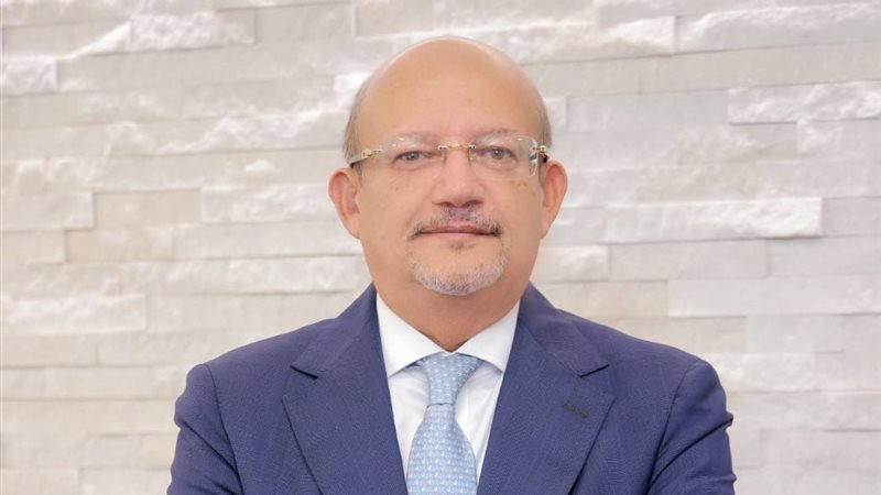 أكرم تيناوي