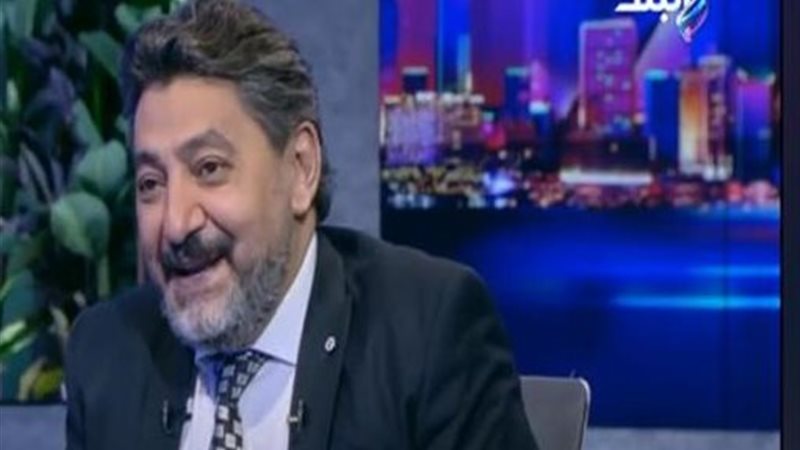 الإعلامي حسام الغمري