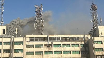 حريق بسنترال رمسيس وتصاعد أعمدة الدخان بوسط البلد (صور)