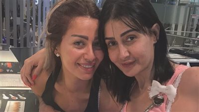 غدرت بصديقتها.. تفاصيل اتهام غادة عبد الرازق وابنتها من التهرب من دفع مستحقات شركة فرنسية