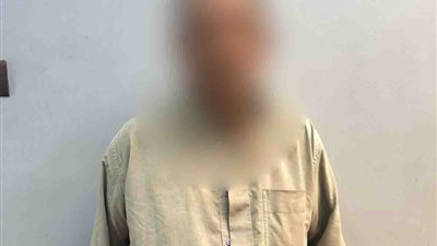 الداخلية تكشف ملابسات واقعة اعتداء عامل على كلب ضال بماء ساخن في أسيوط