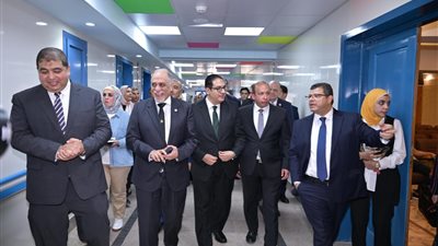 أمانة العاصمة بمستقبل وطن تسلم وحدة الغسيل البرتوني لمستشفى أبو الريش للأطفال