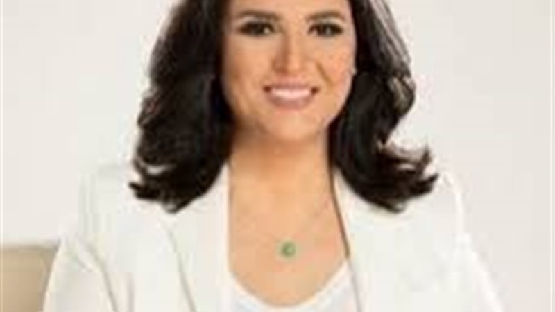 الإعلامية منى الشاذلي