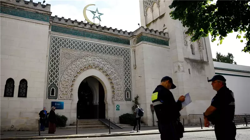 مسجد باريس الكبير