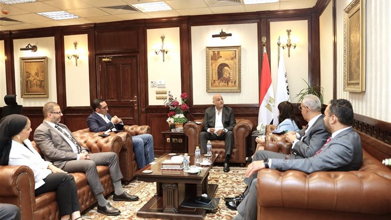 الرئيس التنفيذي لجهاز
