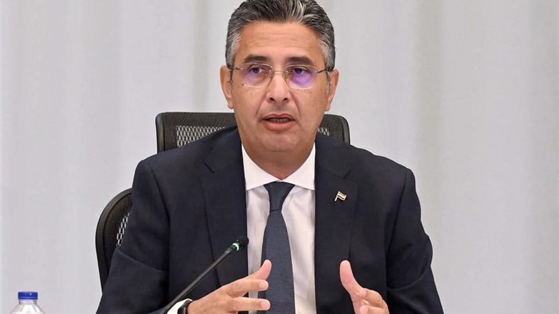 وزير التموين