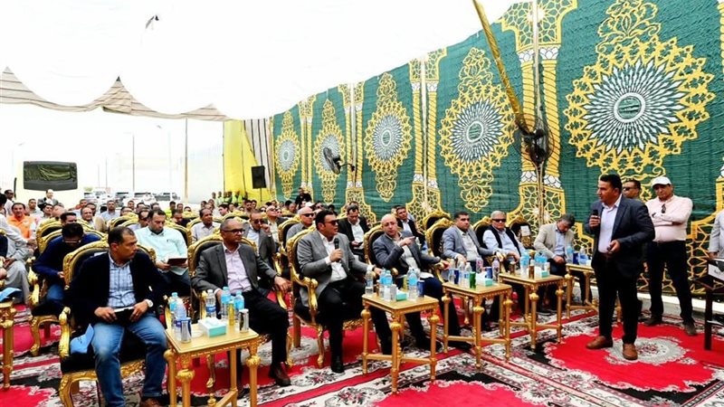 وزير الإسكان