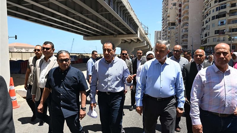 مدبولي خلال الجولة