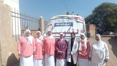 2930 خدمة طبية مجانية لأهالي البلهاسي ضمن قوافل «صحة بني سويف»
