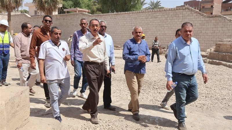 محافظ سوهاج يتفقد