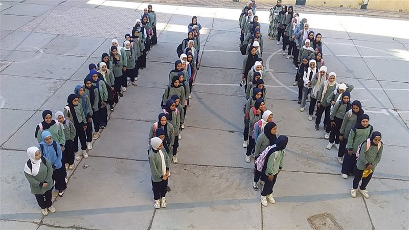 طلاب المدارس 