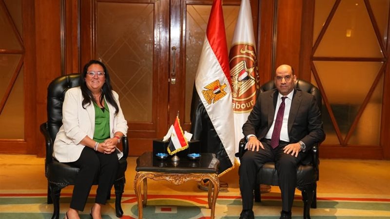 وزارة العمل 