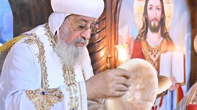 قداسة البابا تواضروس الثاني يصلي القداس الإلهي في دير آڤا ڤيني في ملوي