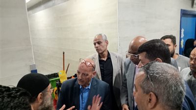 محافظ سوهاج يوفد قيادات التعليم للاطمئنان على طلاب حادث أتوبيس المنشأة