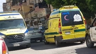 التوك توك اتقلب بيهم على صحراوي إسنا.. 5 مصابين بينهم حالة حرجة