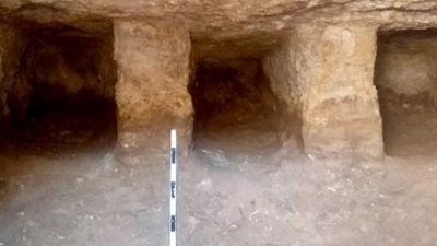 اكتشاف مقابر منحوتة في الصخر بـ«تل اليهودية» بالقليوبية.. تفاصيل الكشف الأثري الجديد