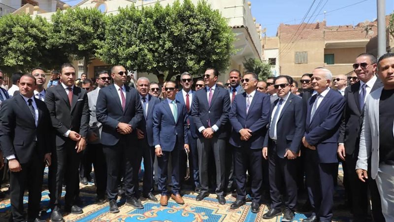خلال الجولة
