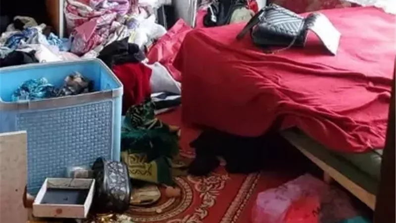 سرقة ونهب في مدينة