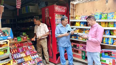 300 مخالفة في حملات تموينية مكثفة على مخابز وأسواق المنيا