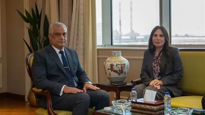 وزير الانتاج الحربي