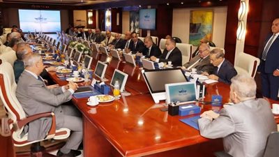 قناة السويس: رفع مستوى الجاهزية والاستعداد بمنظومة العمل بالقناة
