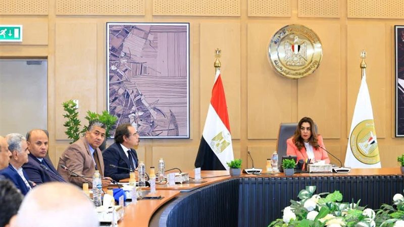 الدكتورة منال عوض