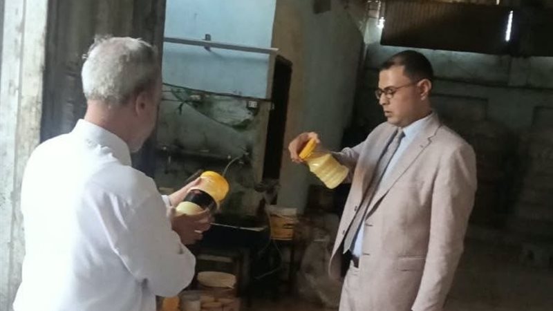 ضبط 2 طن زيوت طعام