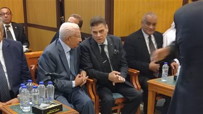 المستشار محمد شيرين فهمي يشارك في عزاء المستشار أحمد الزند بمسجد المشير