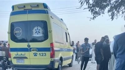 11 مصابًا بينهم طفلان في حادث انقلاب ميكروباص ببني سويف