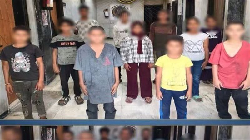 المتهمين  والأطفال