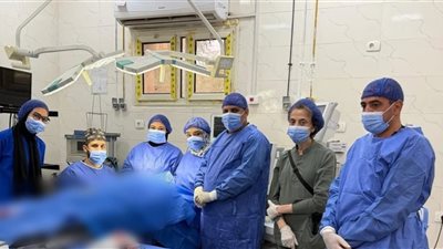 بـ4 شرائح و20 مسمارًا طبيًا.. إنقاذ مريض من كسور بالفك السفلي في المنيا