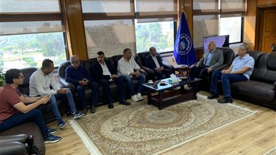 وفد من اللجنة المنظمة لدورة الألعاب الإفريقية يزور جامعة قناة السويس 