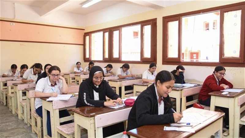 طلاب الصف الثالث