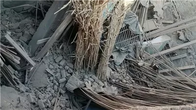 انهيار  منزل من طابقين بمركز جرجا.. والأجهزة الأمنية تحقق
