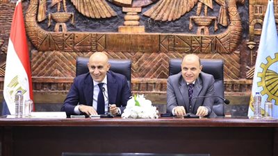 وزير التعليم يبحث تطوير مدارس الغربية ويحسم موعد القضاء على الفترات المسائية