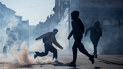 فرنسا توقف نحو ألف شخص خلال احتجاجات طلابية