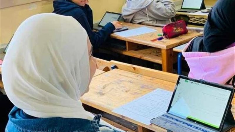 تابلت أولى ثانوي