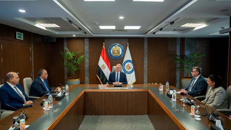 وزير البترول