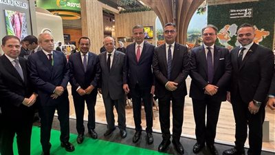 وزير الزراعة يشارك في افتتاح معرض 