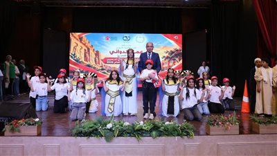 15 ألف تلميذ على طريق التميز.. محافظ المنيا يشهد ختام نوادي القراءة والكتابة