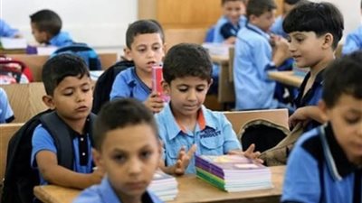 «اختبارات بلا توقف».. برلمانية تحذر من الضغوط النفسية لتقييمات الصفوف الأولى
