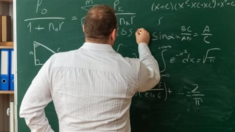 معلمين - أرشيفية