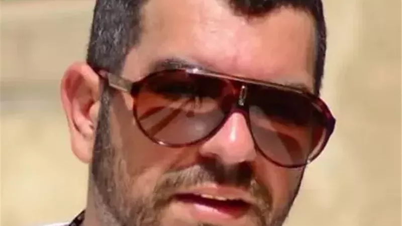 طارق توكل 