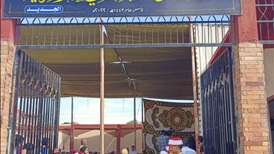 نائب محافظ الدقهلية وقيادات الأزهر الشريف يفتتحون معهد آل عطوة الابتدائي بميت النحال