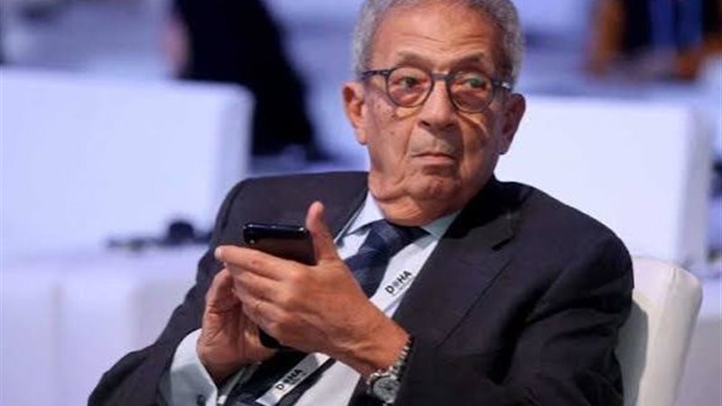 عمرو موسى 