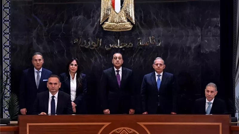 جانب من التوقيع 