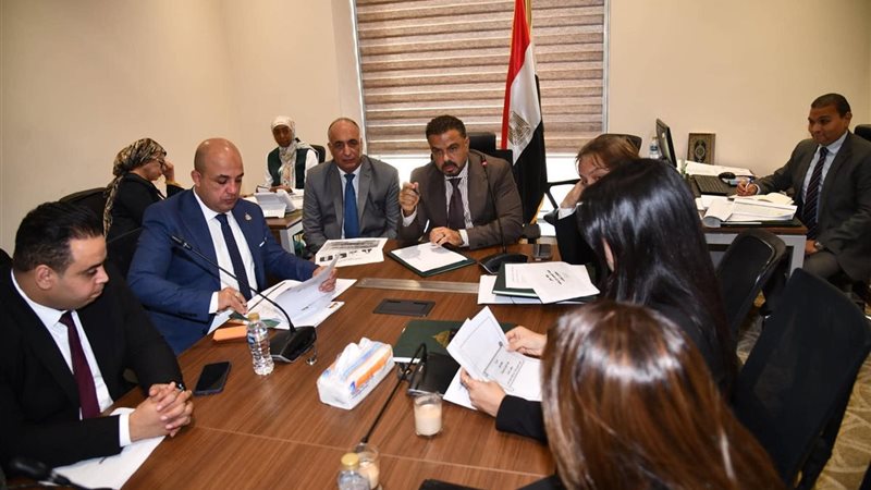 لجنة الشباب بمجلس